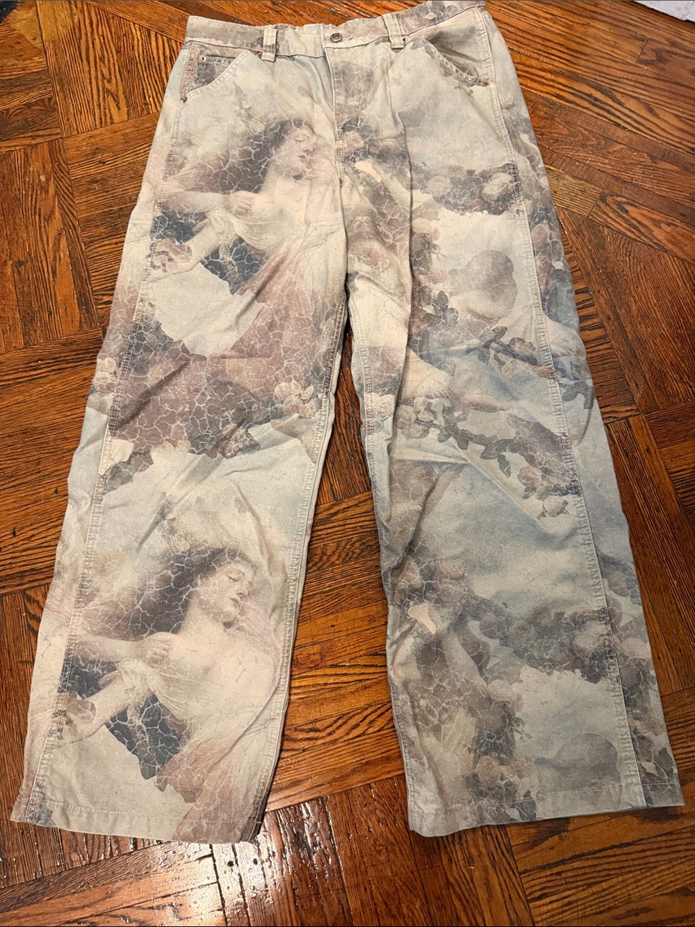 NWOT BDG Print Wide-Leg jeans  - Beige Artistic Cloud Print